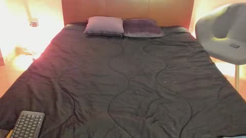 brenda_smit01 online show from December 21, 2025, 1:18 pm