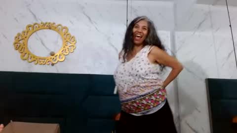 BRENDA VELASQUEZ online show from June 12, 2026, 8:08 pm