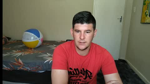 Snapshot of brendansexyboy098754 chatting on January 21, 2025, 9:13 am ask me lol online show from January 21, 2025, 9:13 am