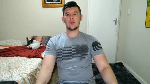 Snapshot of brendansexyboy098754 chatting on February 24, 2025, 3:02 am ask me lol online show from February 24, 2025, 3:02 am