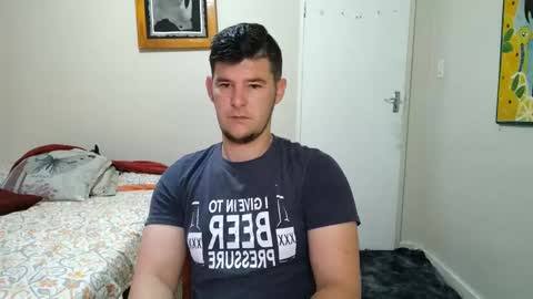 Snapshot of brendansexyboy098754 chatting on February 28, 2025, 3:59 am ask me lol online show from February 28, 2025, 3:59 am