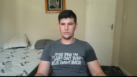 Snapshot of brendansexyboy098754 chatting on March 6, 2025, 9:36 am ask me lol online show from March 6, 2025, 9:36 am