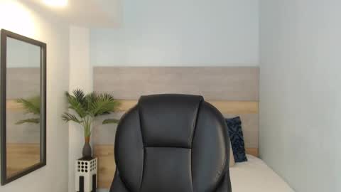 Brenda online show from September 16, 2025, 2:23 am