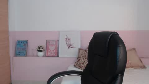 Brenda online show from October 12, 2025, 2:32 am