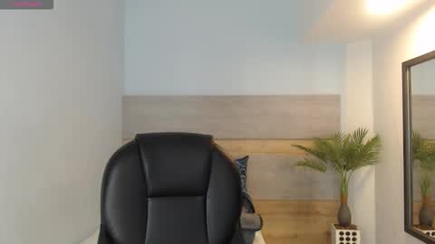 Brenda online show from October 22, 2025, 3:07 am