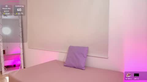 BRENDDA  online show from February 14, 2025, 3:43 am