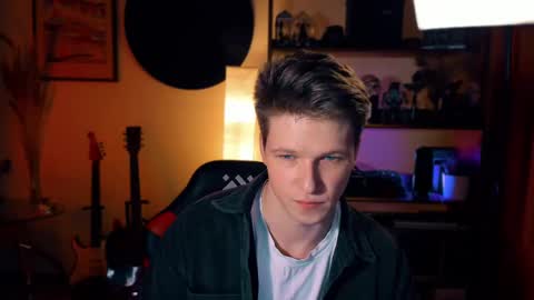 brestonsweet online show from March 7, 2025, 7:38 pm