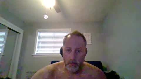 hey online show from April 30, 2026, 8:57 pm