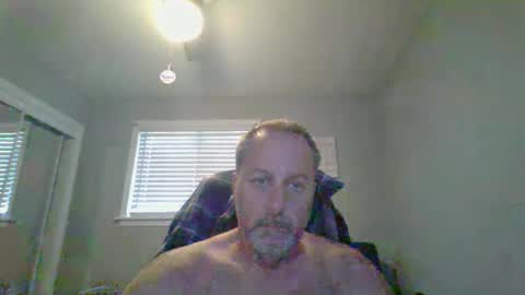 hey online show from May 6, 2026, 8:25 pm