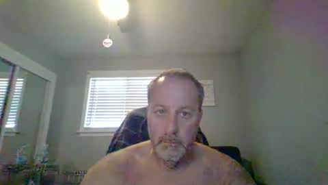 hey online show from May 16, 2026, 3:33 pm