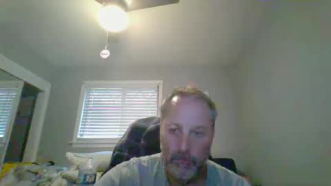 hey online show from May 20, 2026, 9:21 pm