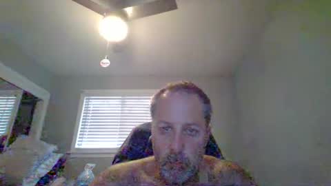 hey online show from May 22, 2026, 8:25 pm