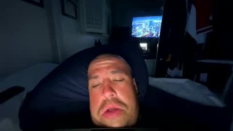 Snapshot of brian3890620 chatting on October 27, 2025, 7:12 am brian3890620 online show from October 27, 2025, 7:12 am
