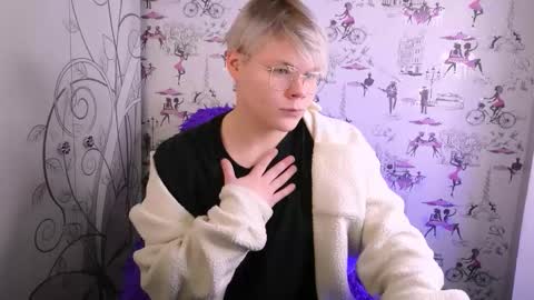 brian_mils online show from February 1, 2026, 11:42 am