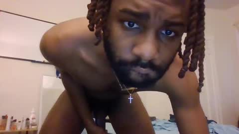 brianforev05 online show from December 13, 2024, 12:17 pm
