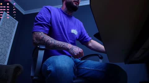 Brian online show from October 12, 2025, 4:33 am