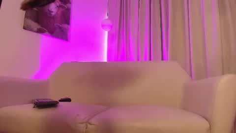 brianna_styles online show from June 13, 2026, 12:03 pm
