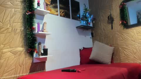 Brianna Chelsea  online show from December 17, 2024, 4:53 pm
