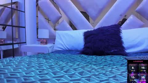 Brianna  online show from October 3, 2025, 12:35 pm