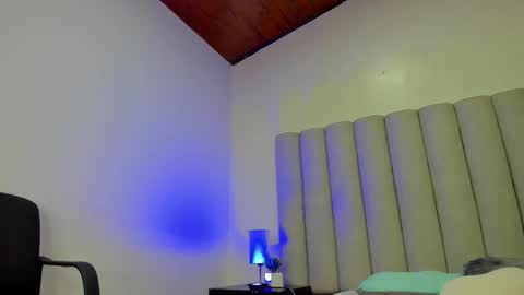 Snapshot of briannajackson_ chatting on February 12, 2025, 11:07 am brianna online show from February 12, 2025, 11:07 am