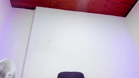 Snapshot of briannajackson_ chatting on February 21, 2025, 11:33 am brianna online show from February 21, 2025, 11:33 am