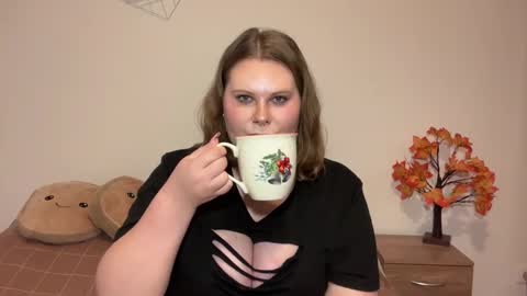 Brianna online show from November 28, 2025, 8:06 am