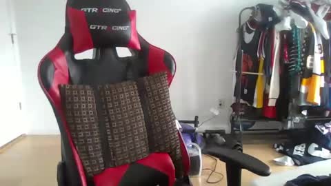 brianthesub420 online show from February 10, 2026, 4:11 pm