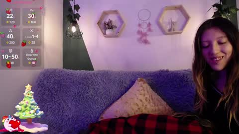 Snapshot of briarandblair chatting on December 23, 2024, 2:07 pm briarandblair online show from December 23, 2024, 2:07 pm
