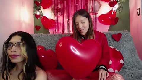 Snapshot of briarandblair chatting on February 14, 2025, 2:33 pm briarandblair online show from February 14, 2025, 2:33 pm