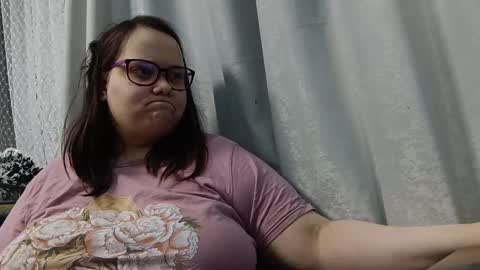 Snapshot of bridget_julianne chatting on February 6, 2025, 11:04 pm Bridget Julianne online show from February 6, 2025, 11:04 pm
