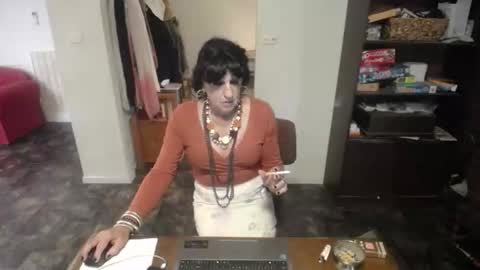 Snapshot of bridgetfouru chatting on May 6, 2026, 5:14 am bridgetfouru online show from May 6, 2026, 5:14 am