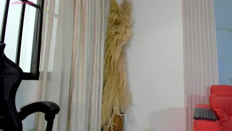 Snapshot of bridgetrodriguez chatting on October 8, 2025, 12:14 pm    online show from October 8, 2025, 12:14 pm