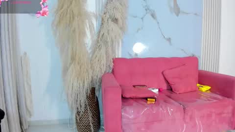 Snapshot of bridgetrodriguez chatting on October 14, 2025, 12:06 pm    online show from October 14, 2025, 12:06 pm