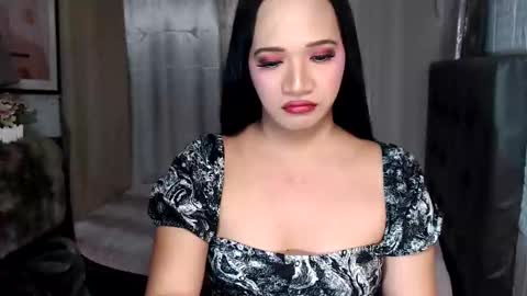 BRIDGETT online show from November 22, 2025, 3:44 pm