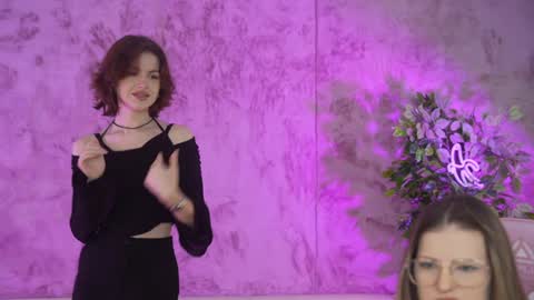 Diamonds Girls online show from January 17, 2025, 12:31 pm