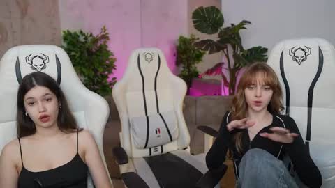 Diamonds Girls online show from January 23, 2025, 6:03 pm