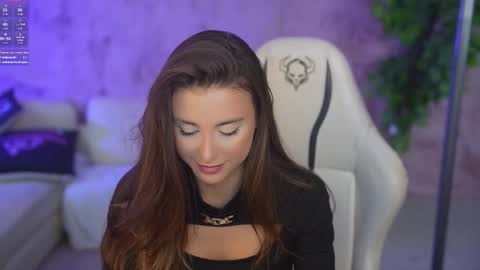 Snapshot of bright_diamonds_054 chatting on October 15, 2025, 6:57 am Diamonds Girls online show from October 15, 2025, 6:57 am