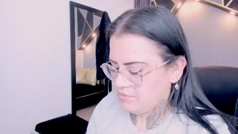 BRIGITTE online show from June 15, 2026, 2:25 am