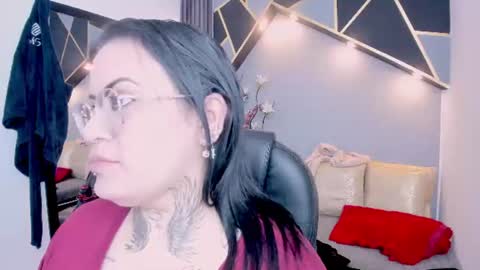 BRIGITTE online show from June 17, 2026, 2:03 am