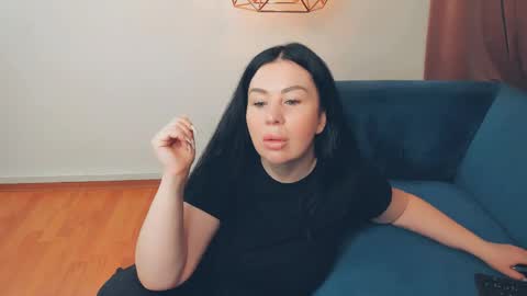brilliantegirl_ online show from April 28, 2026, 6:51 am