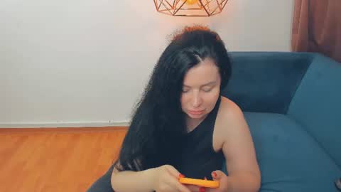 brilliantegirl_ online show from June 25, 2026, 11:15 am