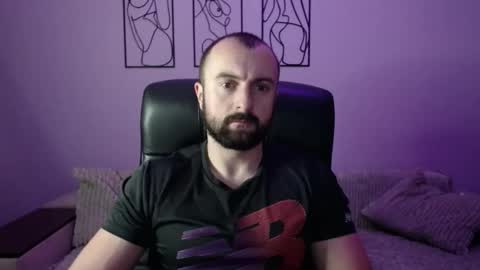 brindlefly69 online show from November 11, 2025, 11:10 am