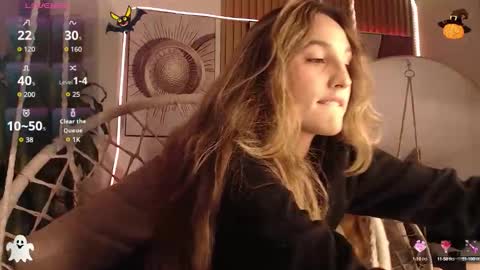  B R I N N A   online show from September 18, 2025, 10:45 pm