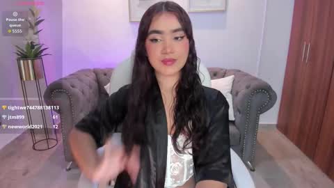 brisa_voni online show from September 10, 2025, 11:43 am