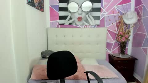 Snapshot of brisahott chatting on February 17, 2025, 2:37 pm Brisa online show from February 17, 2025, 2:37 pm