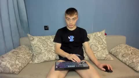 Snapshot of bristlebback chatting on September 29, 2025, 4:01 pm bristlebback online show from September 29, 2025, 4:01 pm