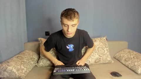 Snapshot of bristlebback chatting on October 5, 2025, 8:07 pm bristlebback online show from October 5, 2025, 8:07 pm