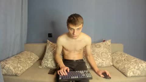 Snapshot of bristlebback chatting on October 22, 2025, 3:45 pm bristlebback online show from October 22, 2025, 3:45 pm