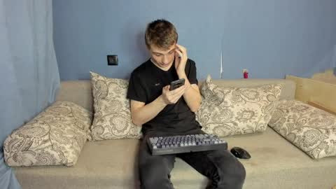 Snapshot of bristlebback chatting on April 5, 2026, 4:48 pm bristlebback online show from April 5, 2026, 4:48 pm