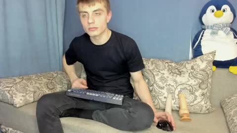 Snapshot of bristlebback chatting on April 21, 2026, 3:28 pm bristlebback online show from April 21, 2026, 3:28 pm